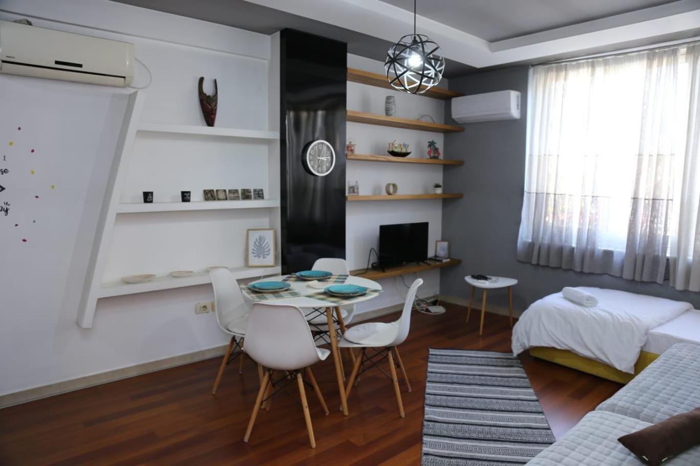Ergi'S Host Apartment Tiranë Eksteriør bilde